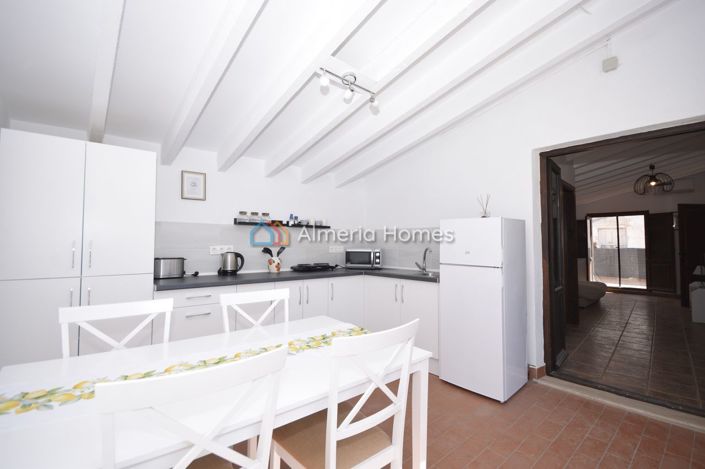 Image No.24-4 Bed Country House for sale