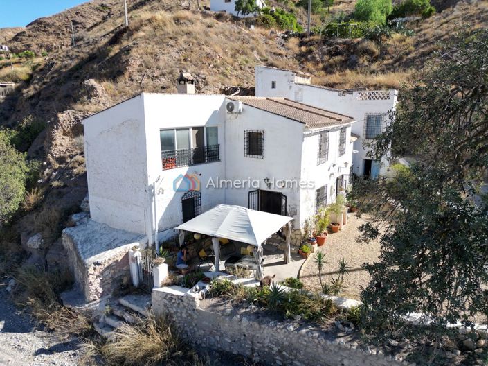 Image No.4-4 Bed Country House for sale