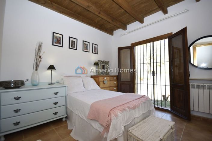Image No.22-4 Bed Villa for sale