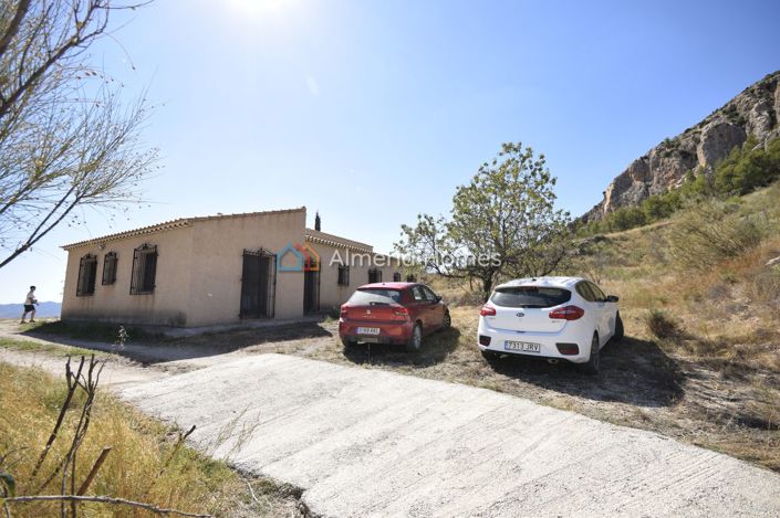 Image No.27-4 Bed Villa for sale