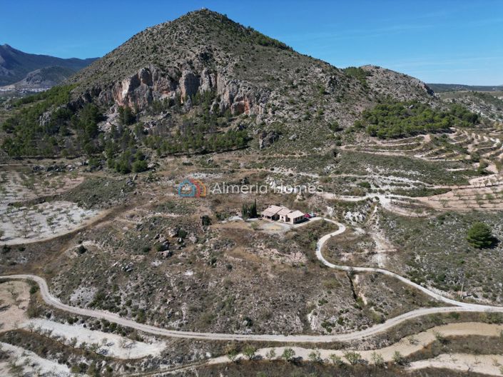 Image No.4-4 Bed Villa for sale