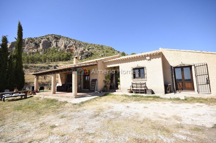 Image No.5-4 Bed Villa for sale