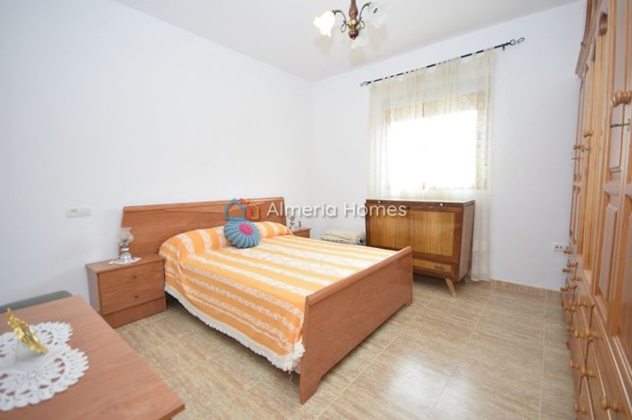 Image No.17-3 Bed Villa for sale