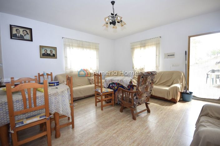 Image No.7-3 Bed Villa for sale