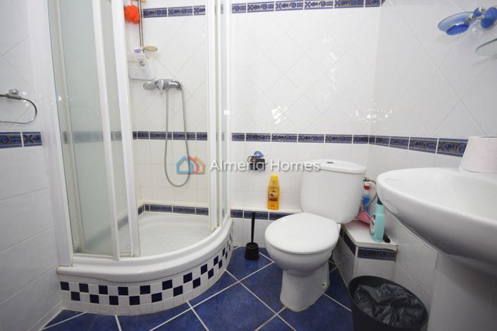 Image No.23-4 Bed Townhouse for sale