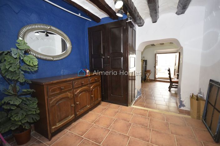Image No.5-4 Bed Townhouse for sale