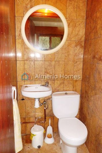 Image No.10-3 Bed Country House for sale