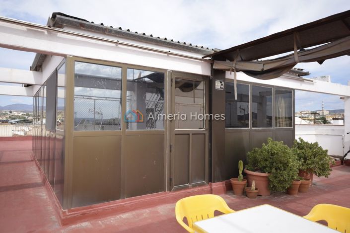 Image No.24-3 Bed Apartment for sale