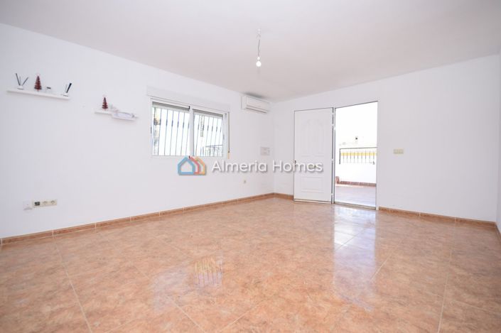 Image No.23-4 Bed Villa for sale