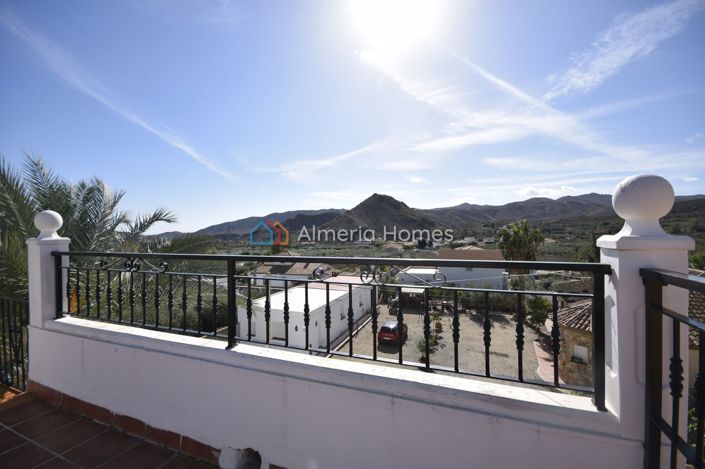 Image No.30-4 Bed Villa for sale
