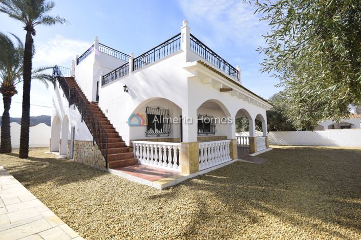 Image No.6-4 Bed Villa for sale