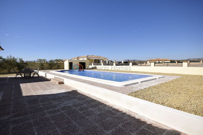Image No.27-3 Bed Villa for sale