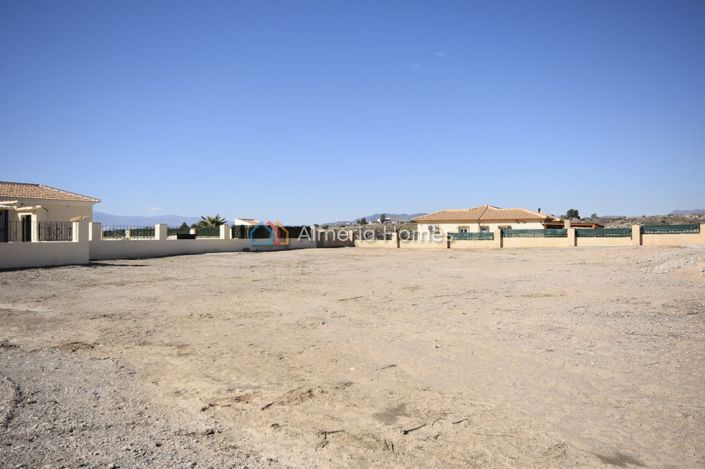 Image No.29-3 Bed Villa for sale
