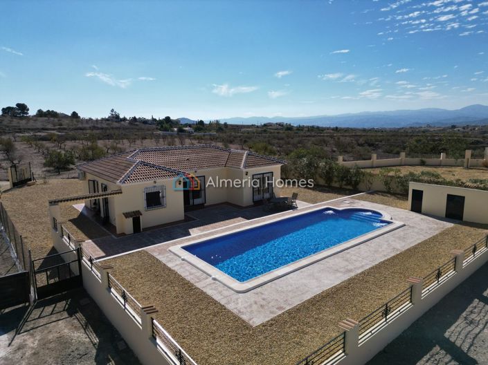 Image No.3-3 Bed Villa for sale