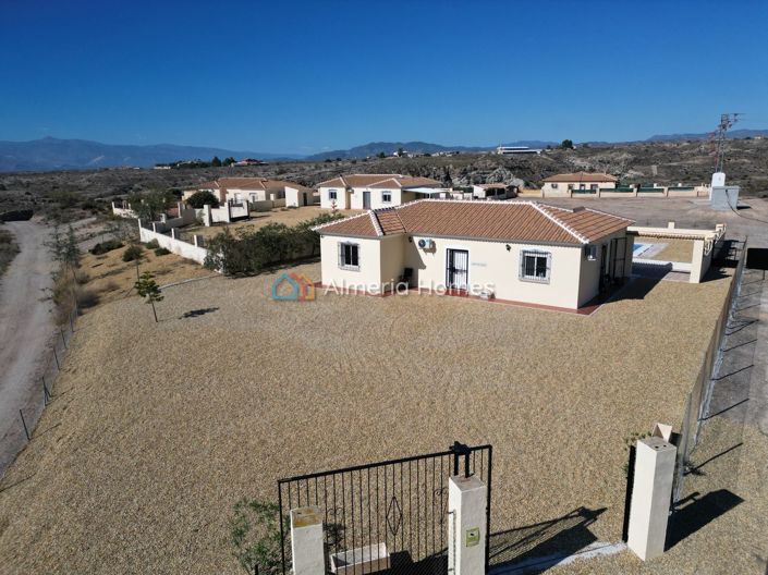Image No.5-3 Bed Villa for sale