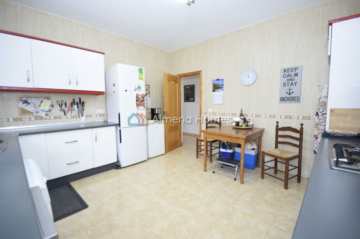 Image No.24-3 Bed Villa for sale