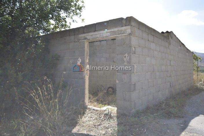 Image No.16-3 Bed Country House for sale