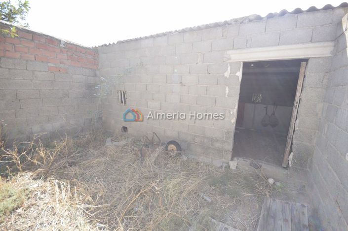 Image No.17-3 Bed Country House for sale