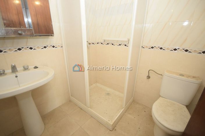 Image No.5-3 Bed Country House for sale