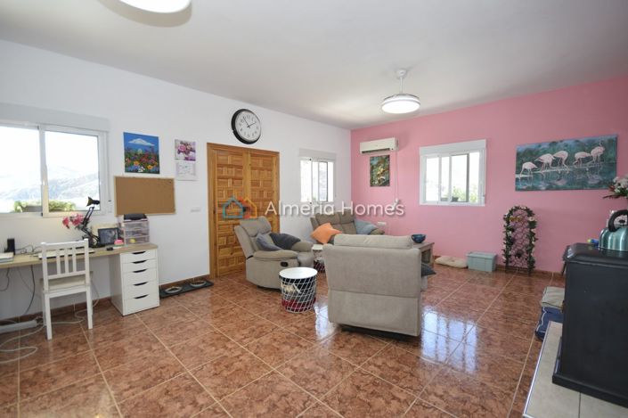 Image No.17-3 Bed Villa for sale