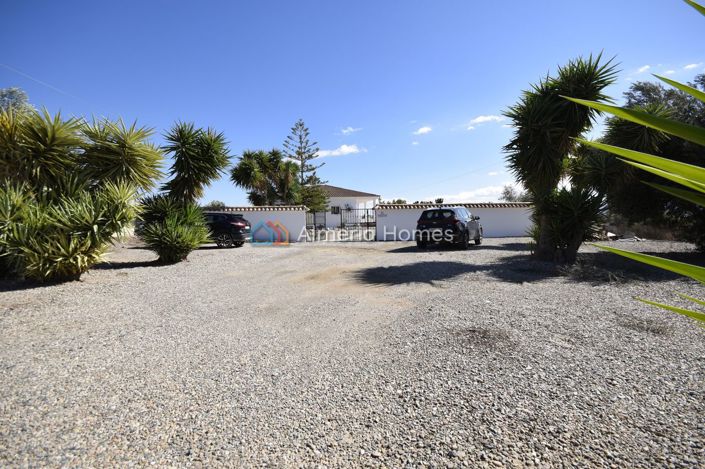 Image No.25-3 Bed Villa for sale