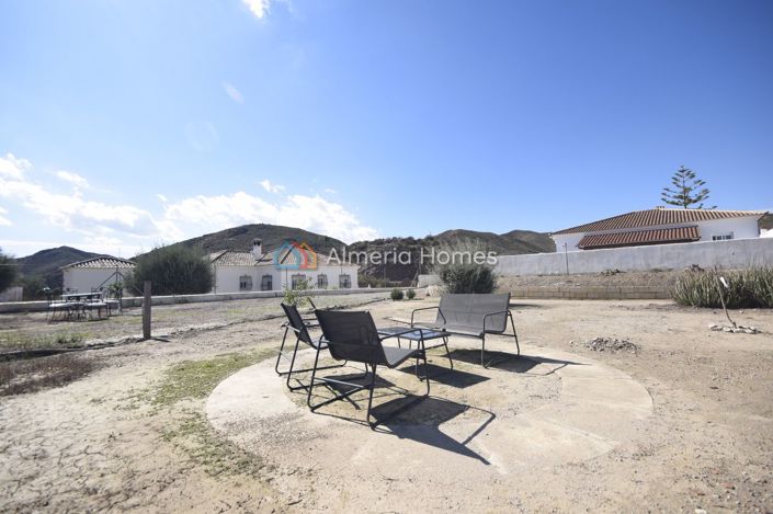 Image No.26-3 Bed Villa for sale