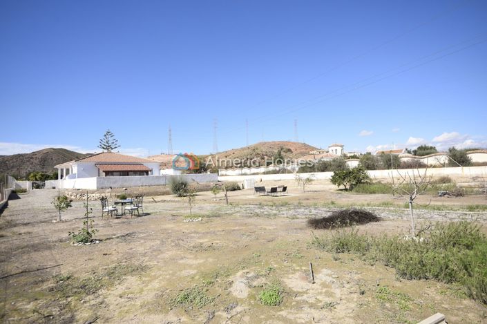 Image No.27-3 Bed Villa for sale