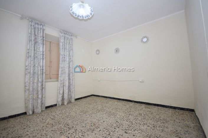 Image No.19-Casa de campo con 6 dormitorios en venta