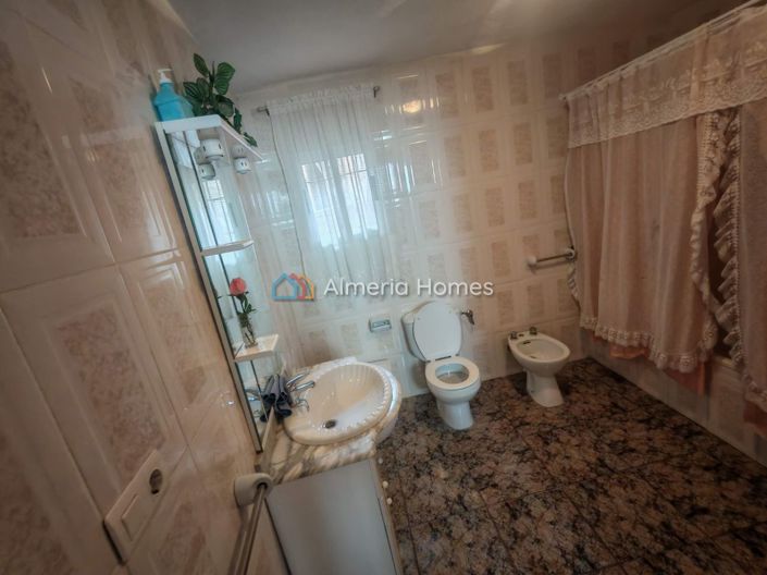 Image No.12-Casa de pueblo con 6 dormitorios en venta