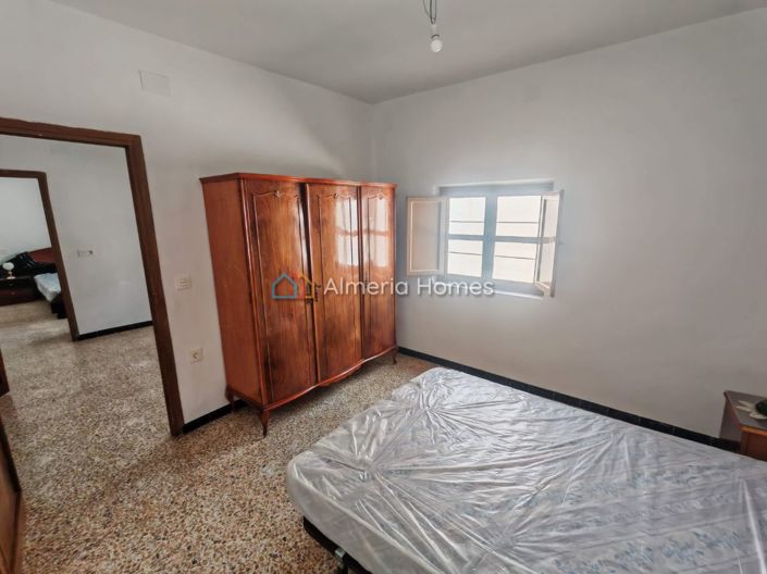 Image No.15-Casa de pueblo con 6 dormitorios en venta