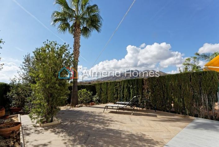 Image No.7-4 Bed Townhouse for sale