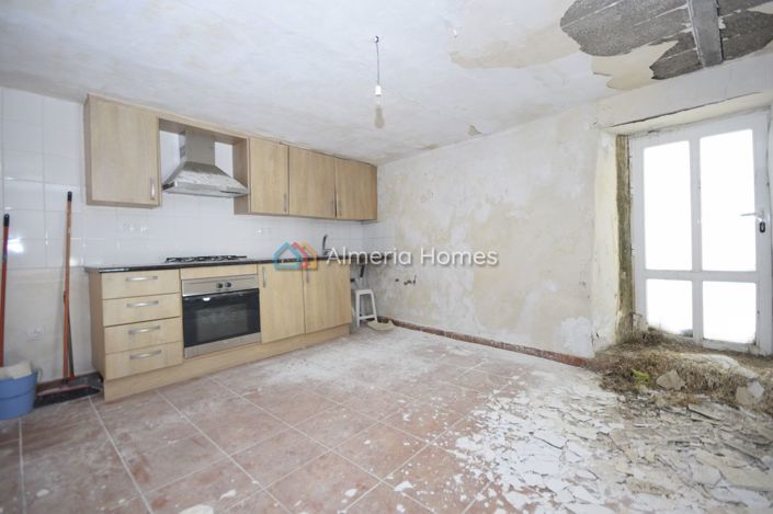 Image No.6-3 Bed Townhouse for sale
