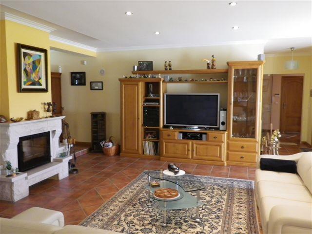 Image No.5-4 Bed House for sale