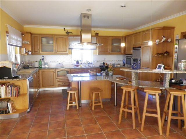 Image No.9-4 Bed House for sale