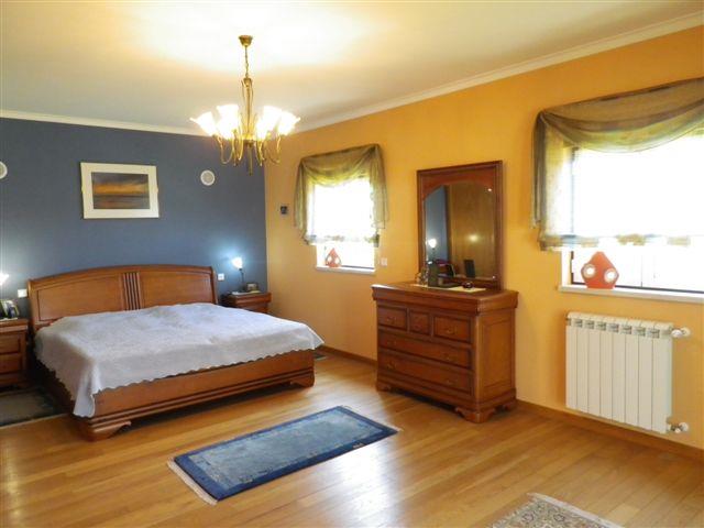 Image No.13-4 Bed House for sale