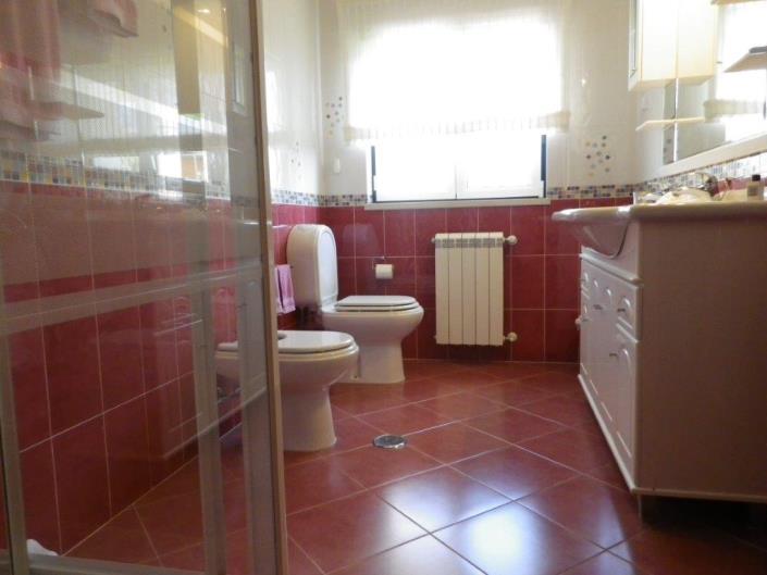 Image No.21-4 Bed House for sale