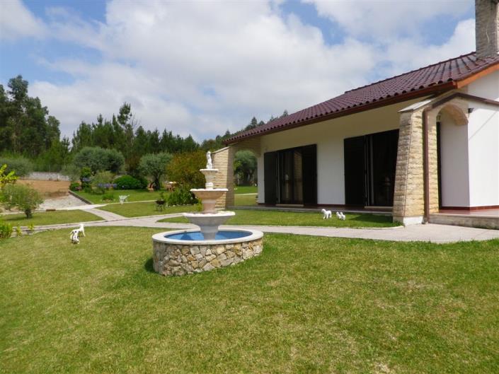 Image No.3-Maison / Villa de 3 chambres à vendre à Mata Mourisca