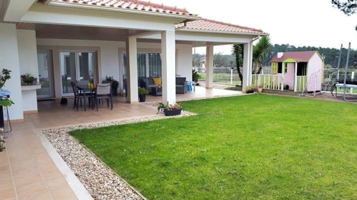 Image No.12-4 Bed House for sale