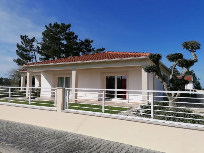 Image No.3-4 Bed House for sale