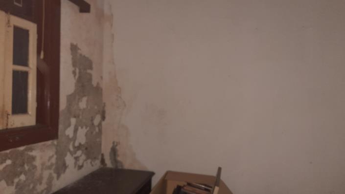 Image No.8-2 Bed House for sale