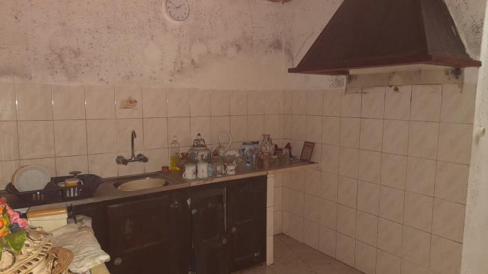 Image No.12-2 Bed House for sale