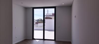 MR-1561--16-