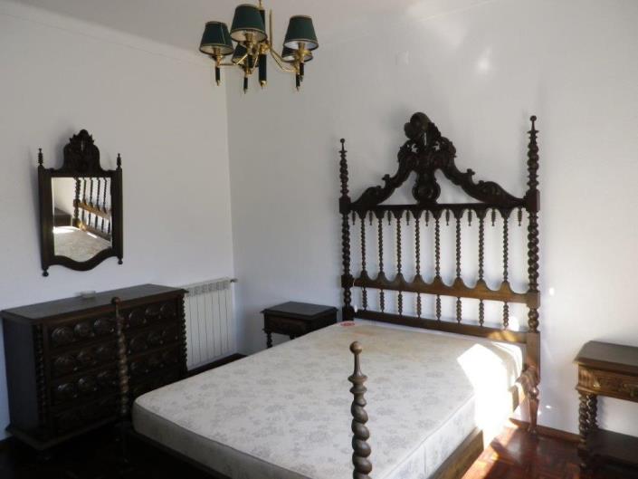 Image No.19-5 Bed Property for sale