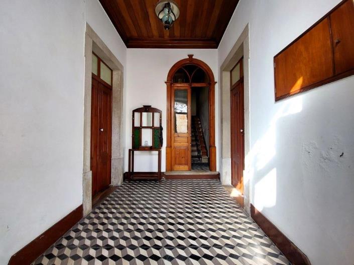 Image No.4-3 Bed Flat for sale