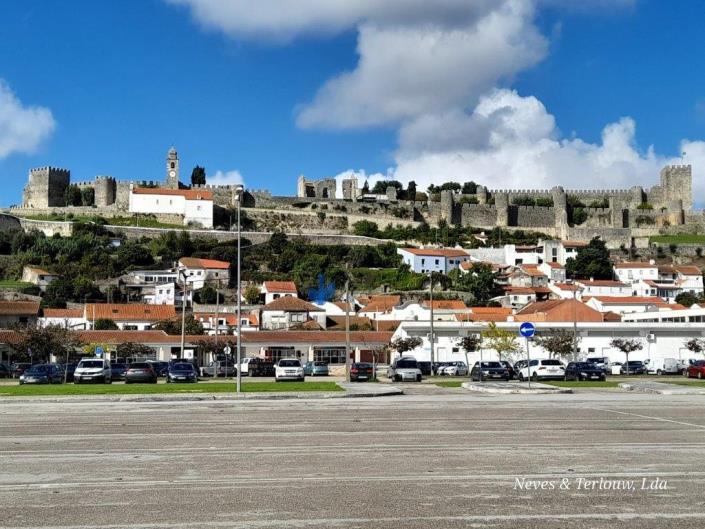 Image No.44-3 Bed Flat for sale