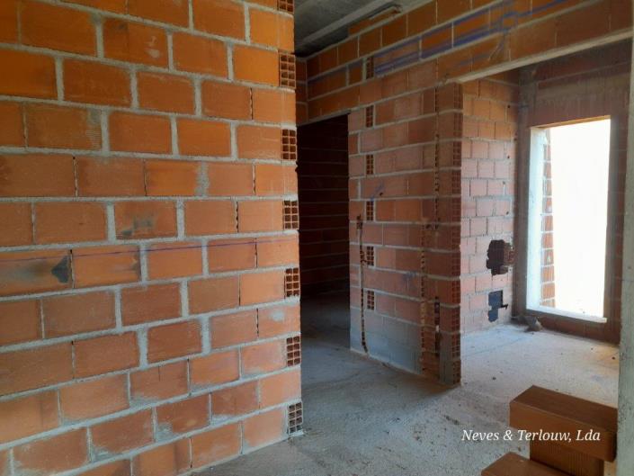 Image No.9-3 Bed House for sale