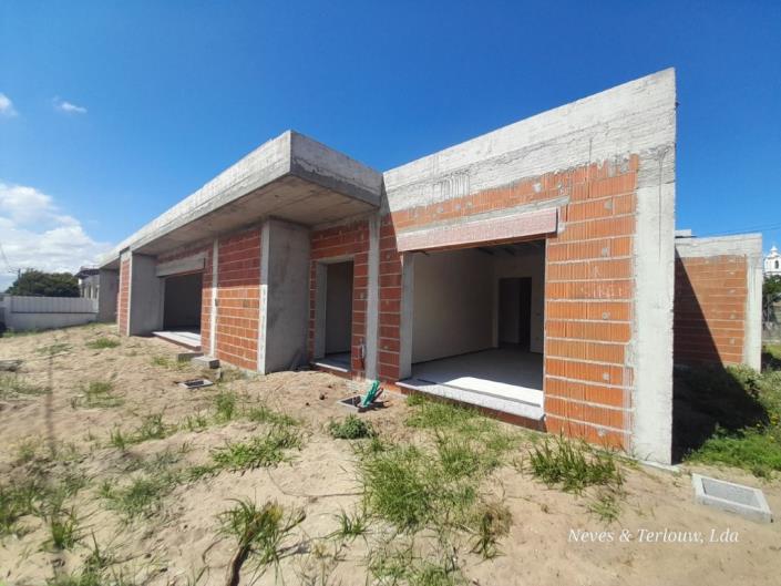 Image No.2-3 Bed House for sale