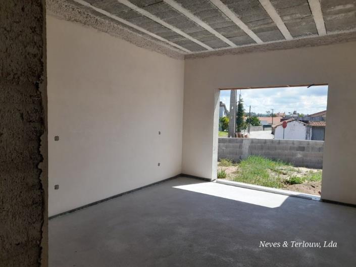 Image No.12-3 Bed House for sale