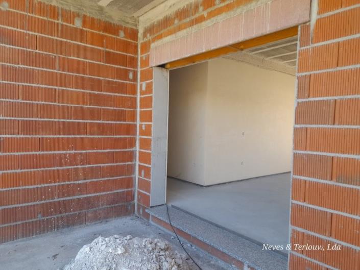 Image No.14-3 Bed House for sale