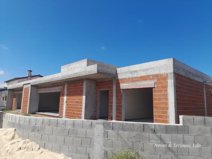 Image No.20-3 Bed House for sale